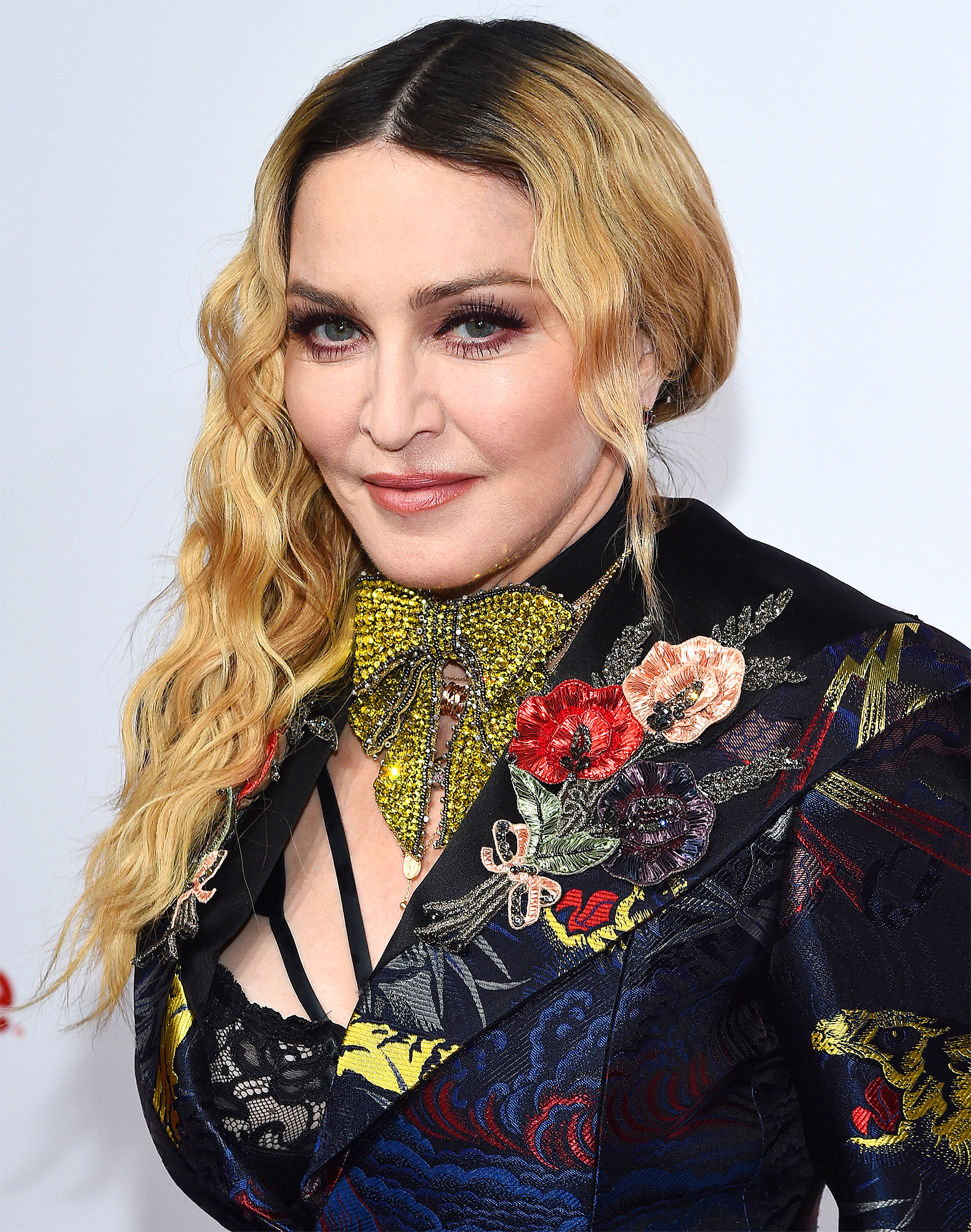 Tallet “pa mëshirë” në internet, fansat shokohen nga publikimi i koleksionit NFT të Madonna-s
