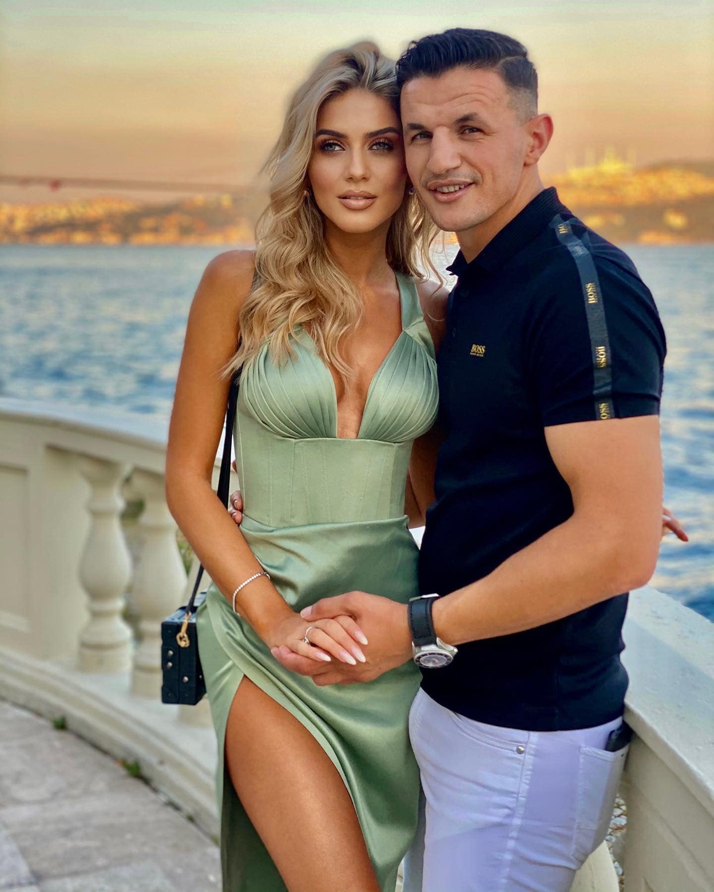 Intervista e parë si çift, ja si janë njohur Robin Krasniqi dhe bashkëshortja e tij Marigona