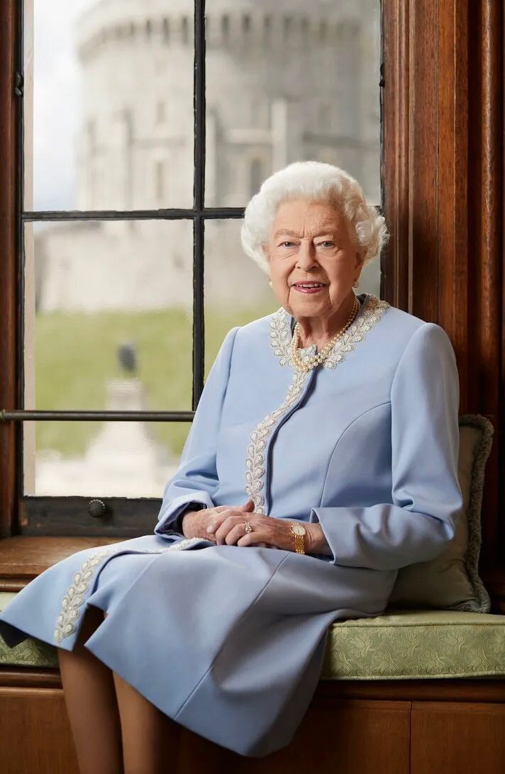 I reduktohen detyrat mbretërore, çfarë po ndodh me shëndetin e Mbretëreshës Elizabeth?