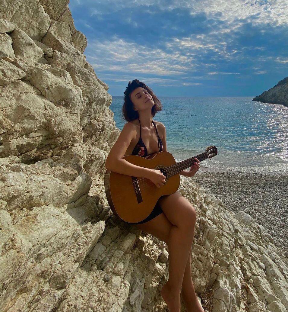 “Do martohet shumë shpejt”, moderatori nxjerr sekretin e këngëtares shqiptare