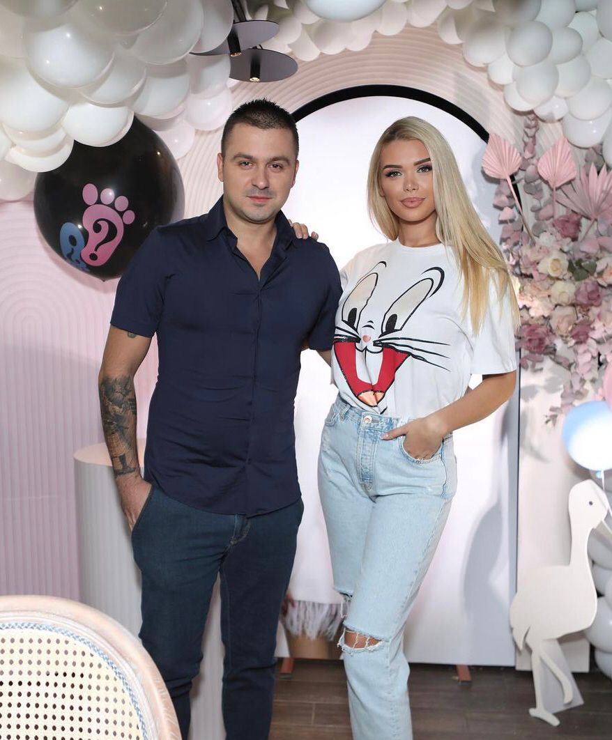 Eni Koci feston ditëlindjen por kujt ia merrte mendja se Genci ishte aq romantik