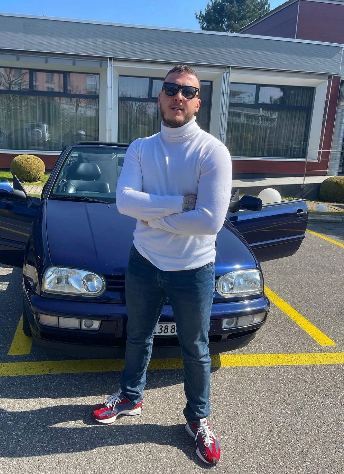 Petale dhe romancë, mos ndoshta Mozzik na tregoi se është në një lidhje të re?