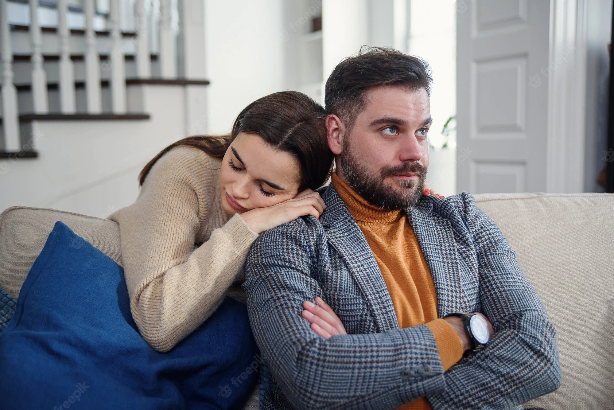 Ja cilat janë shenjat e horoskopit që kërkojnë falje para kohe për të shmangur zënkat me partnerin