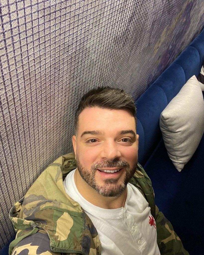 Rrëfehet Dj Sardi si baba, zbulon detajin interesant për emrin e djalit