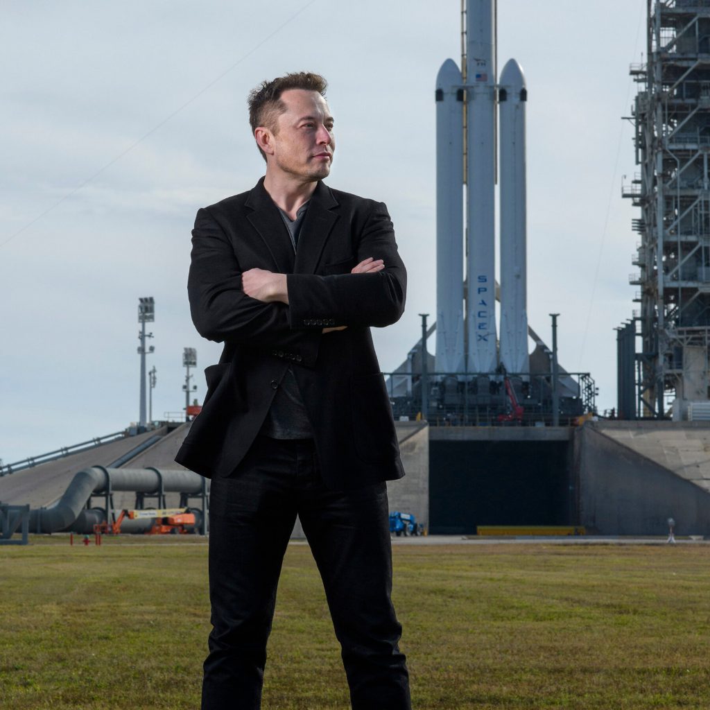 A foli Elon Musk me Putin përpara se të postonte planin e paqes në Ukrainë?