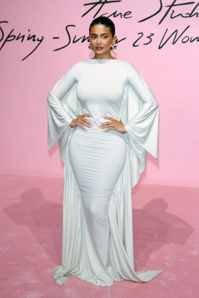 Brenda avionit super luksoz të Kylie Jenner!
