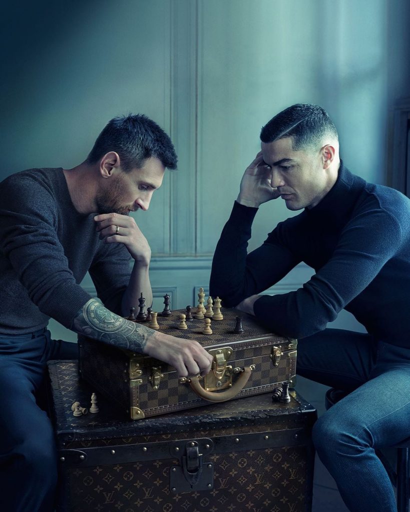 Foto “historike”: Cristiano Ronaldo dhe Lionel Messi bëhen bashkë dhe fansat e tyre u “çmendën”
