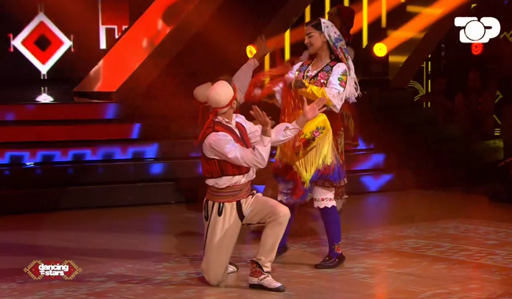Megi Pojani siç nuk e kemi parë asnjëherë, aktorja habit jurinë e “DWTS”