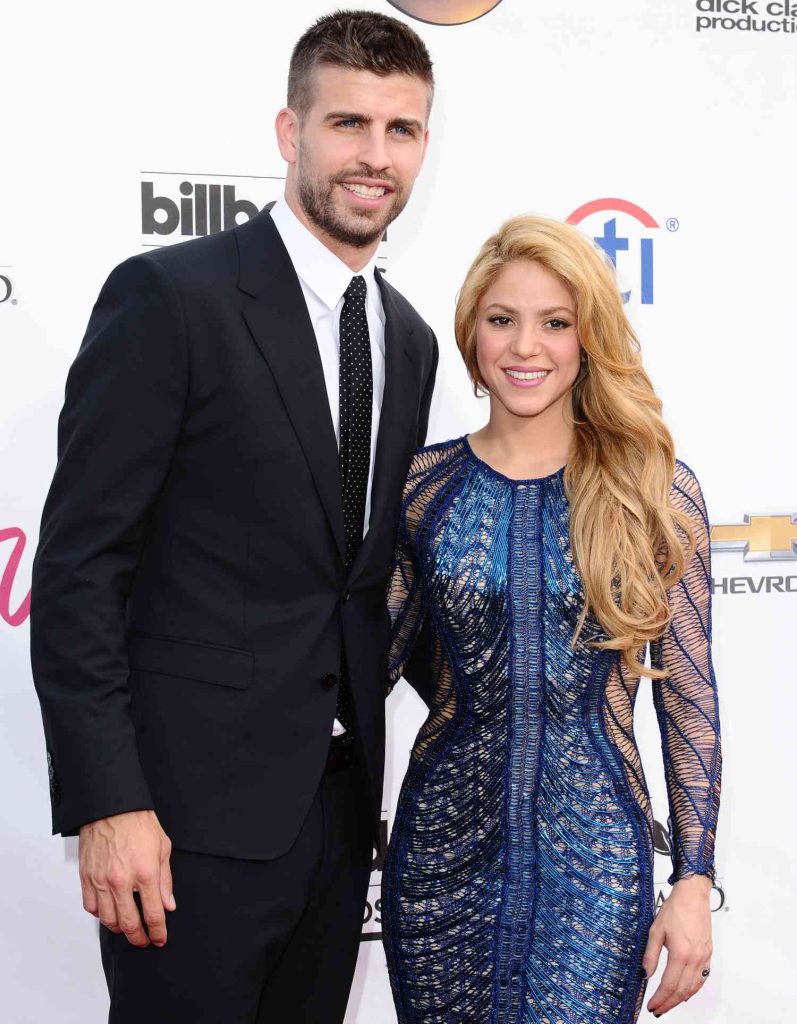 Zbulohen prapaskenat! Si e zbuloi Shakira tradhtinë e Pique përmes reçelit
