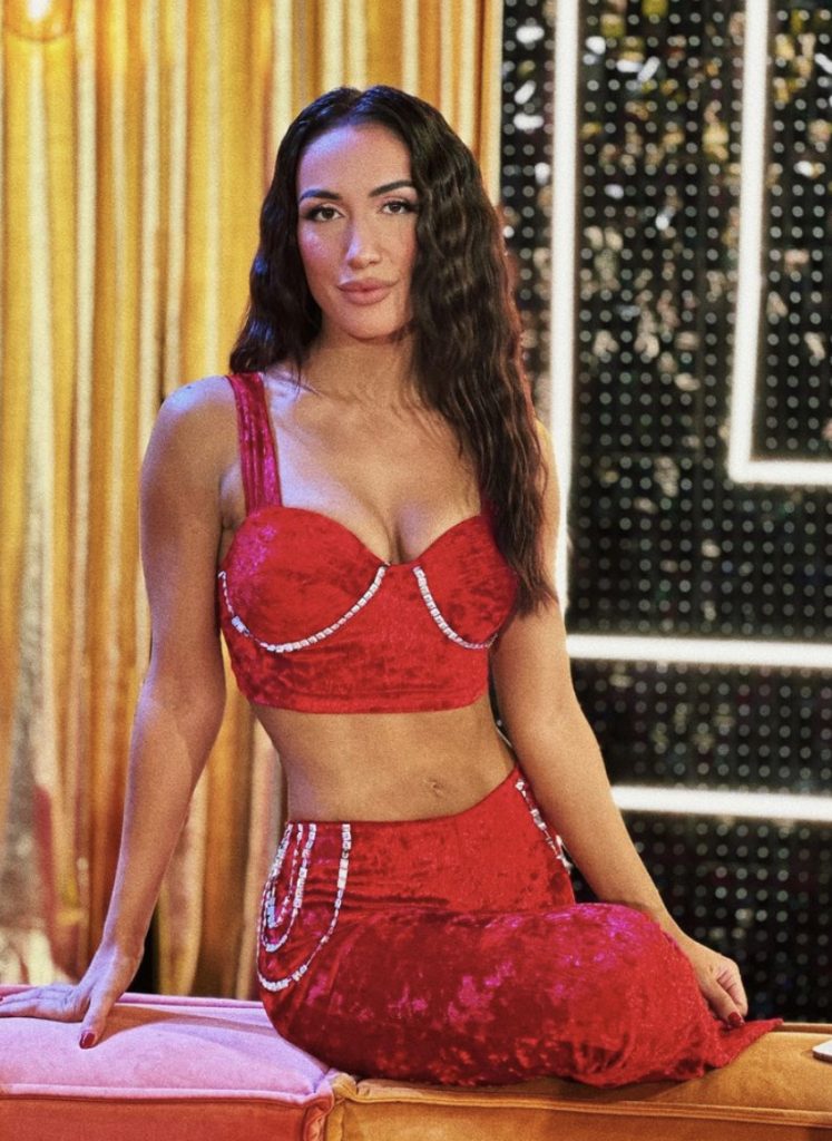 Nga “DWTS” dhe çmimi i madh i spektaklit te kritikat e Elton Dedës, flet Elhaida Dani