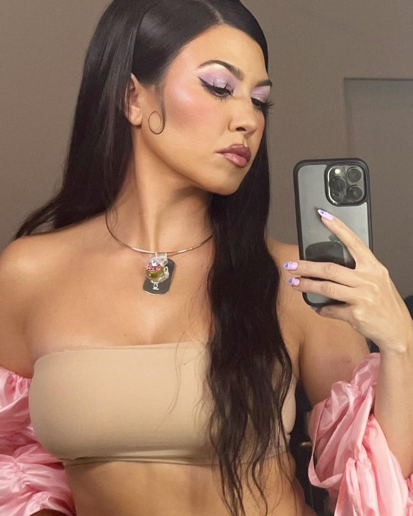Habit Kourtney Kardashian: Nuk e njoh Jeff Bezos, unë nuk i shoh as lajmet!