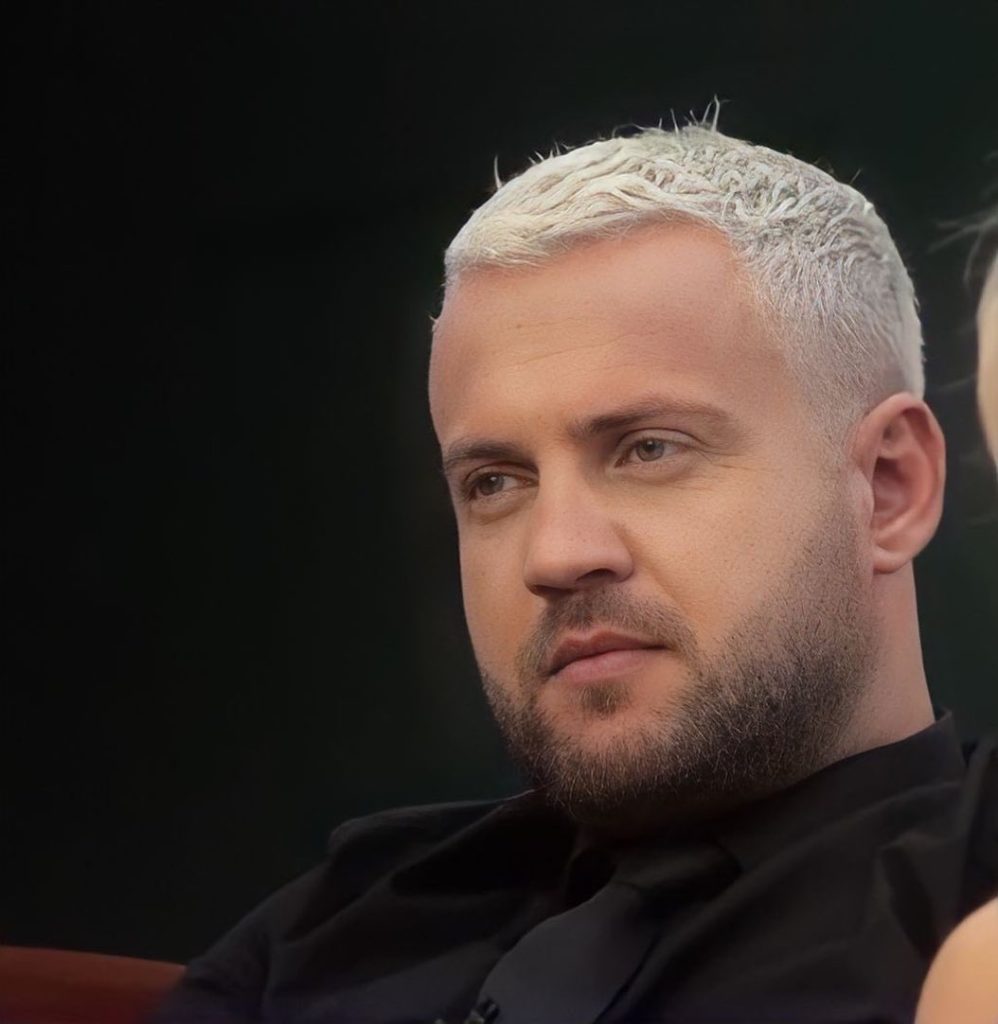 Dalin fotot e analizave të Luiz Ejllit!