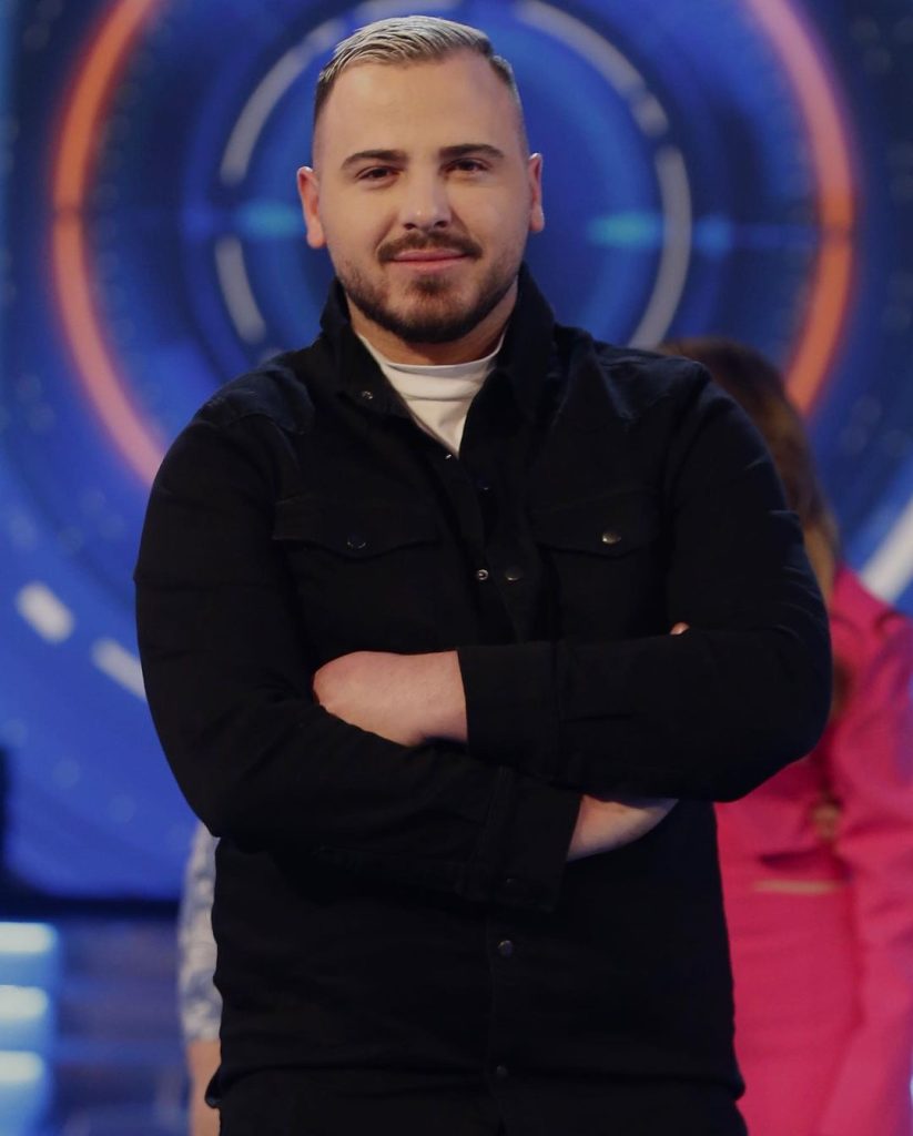 I plotësoi ëndrrën babait! Nga tani e tutje Ronaldo Sharkën do ta shihni në këtë emision në “Top Channel”