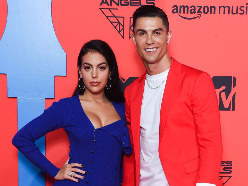 Janë ndarë? Cristiano Ronaldo zbulon si është marrëdhënia e tij me Georgina Rodriguez