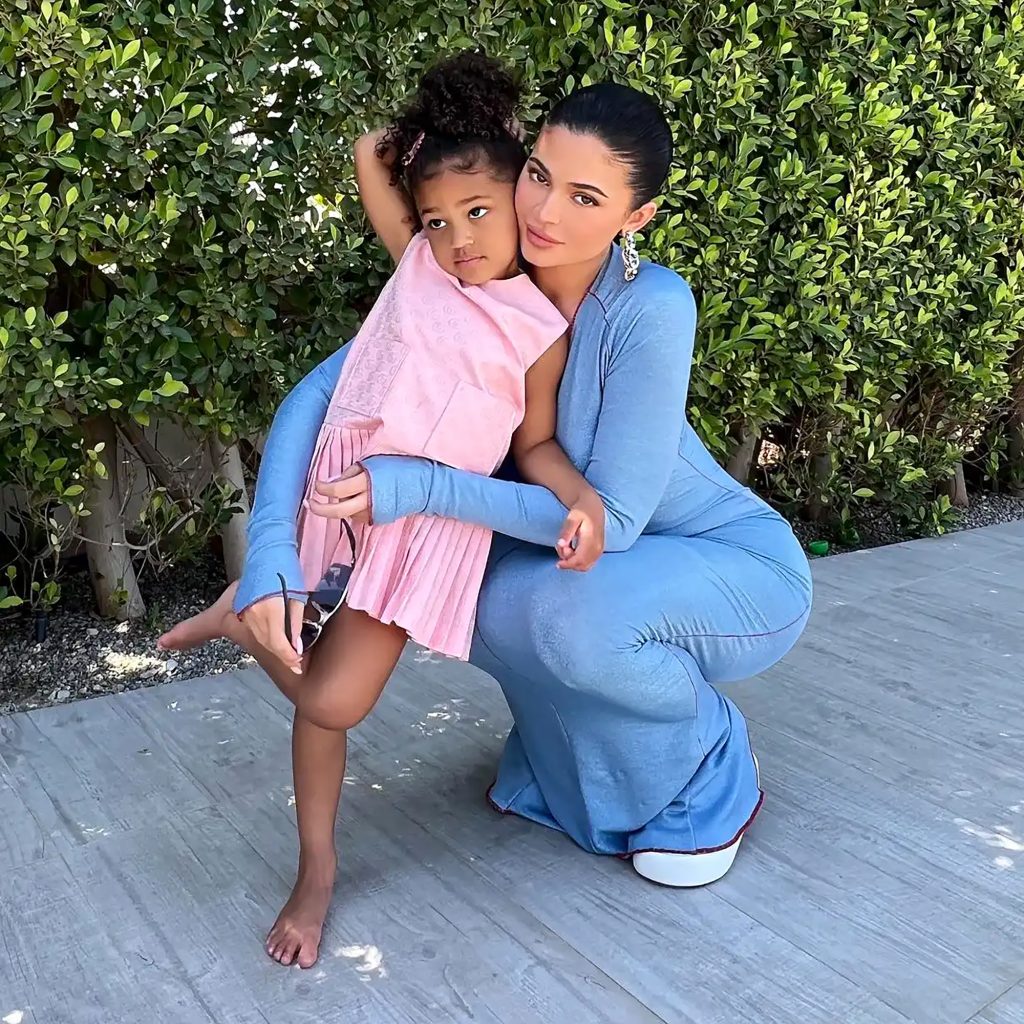 Nënë për herë të tretë? Kylie Jenner zbulon planet për të ardhmen