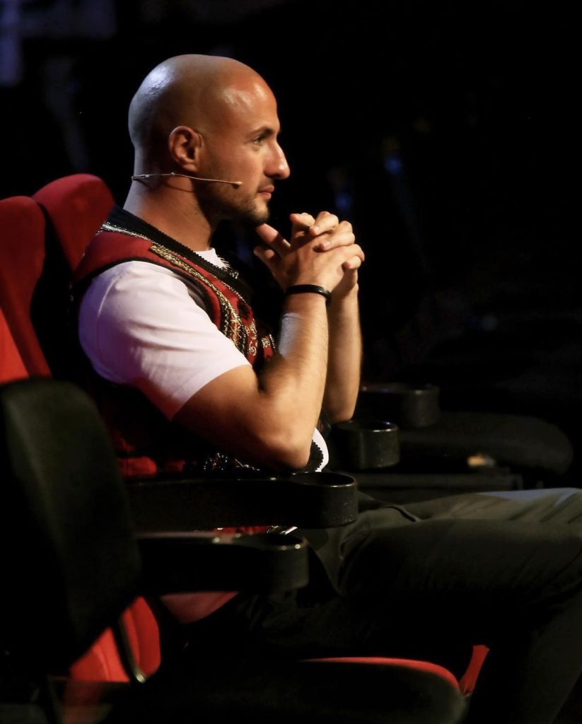 I kërkoi ndihmë Luizit, por Kristi s’humbet kohë: Po zhvilloj humorin