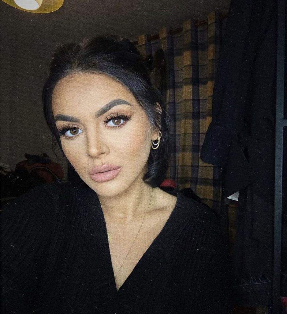 ‘Për pak famë e follow’/ Fifi përfshihet në vorbullën e dramave: Është kurth, kujdes