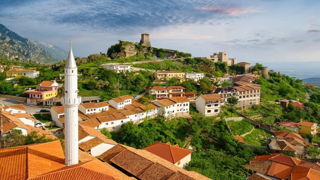 Ku të shkoni këtë verë? CNN jep sugjerimet e saj, në listë edhe Shqipëria