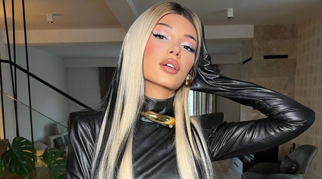 Era Istrefi, në një lidhje me futbollistin e njohur shqiptar?