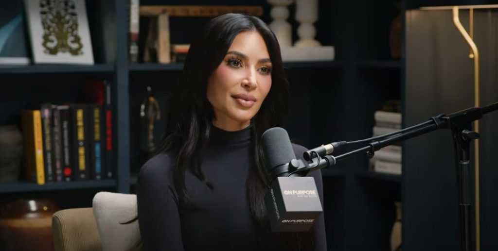 Çfarë po ndodh me jetën romantike të Kim Kardashian?