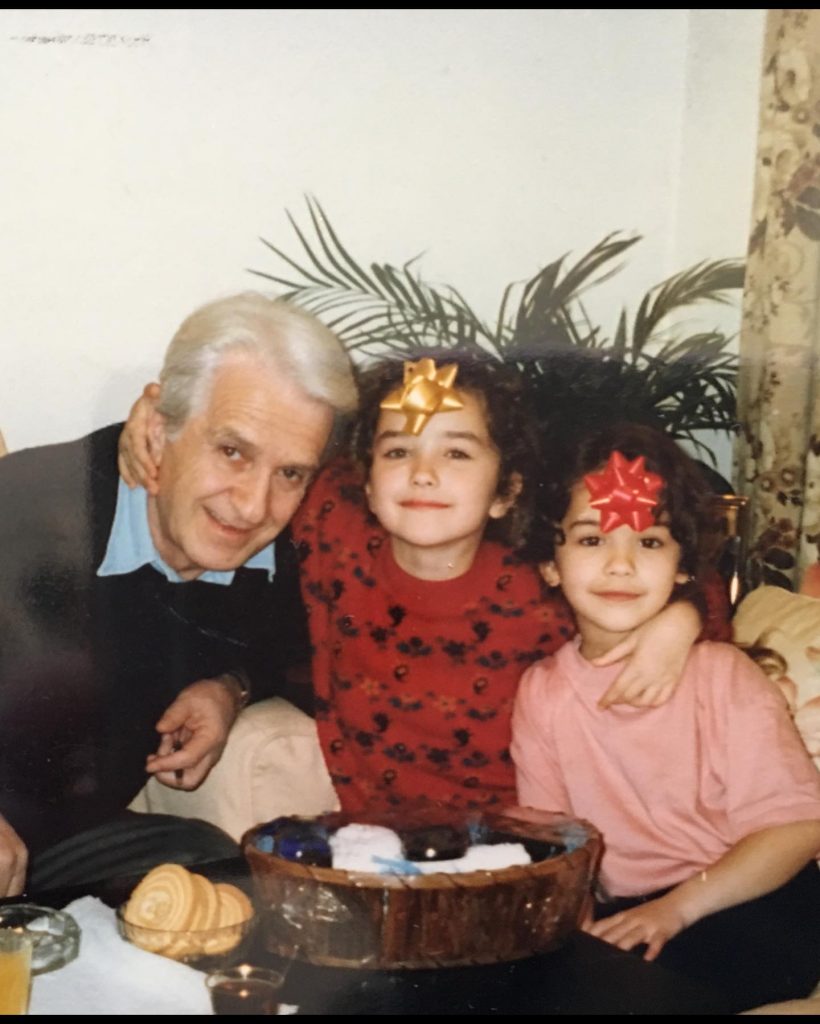 Qyteti i Pejës nderon me çmimin e rëndësishëm gjyshin e Rita Orës!