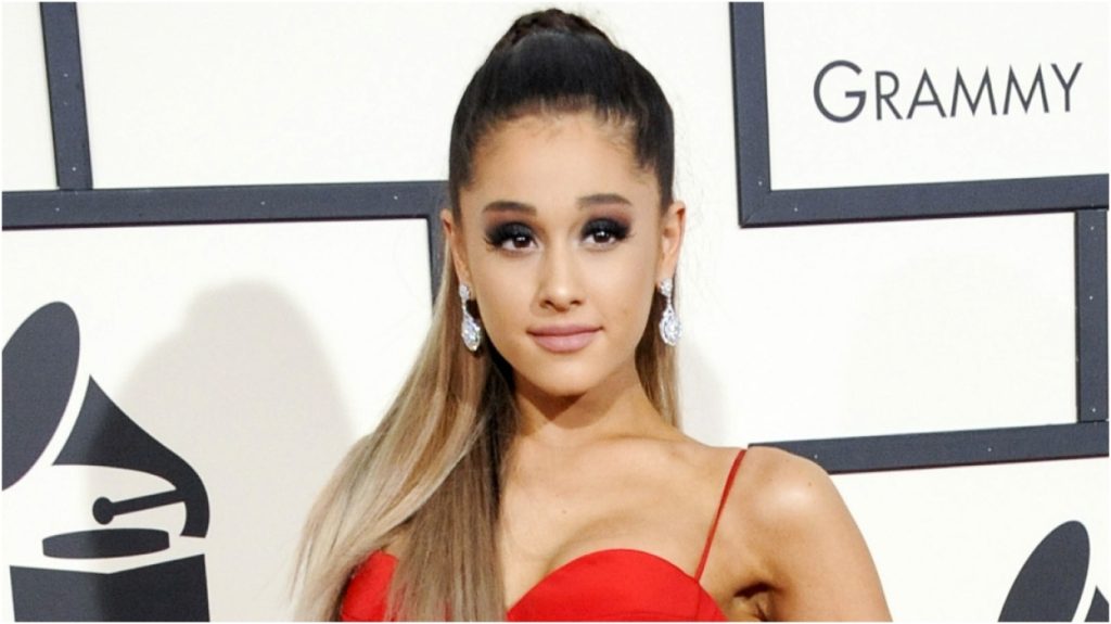 Pamja e re e Ariana Grandes shqetëson fansat e saj: Duket ndryshe
