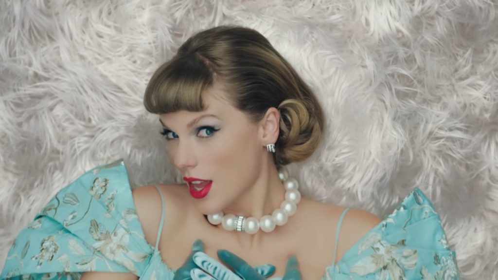 ‘Do vendos bombë në shtëpinë e saj’- Taylor Swift kërcënohet nga një fans