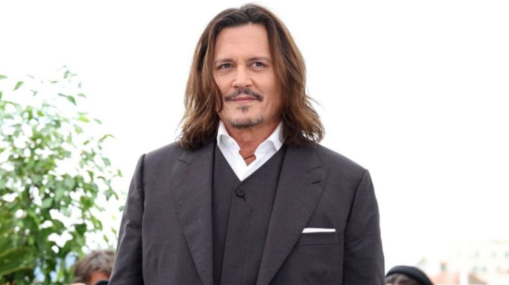 E urren sot Amber Heard? Johnny Depp ‘hap zemrën’, flet për gjyqin e famshëm