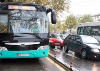 Nga e hëna reduktohet numri i autobusëve në Tiranë
