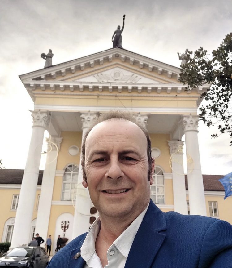 E trishtë/ Aktori Genc Fuga pëson goditje në tru