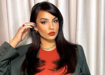 Nuse e denjë! Armina Mevlani e “djeg” me këngët tropojane