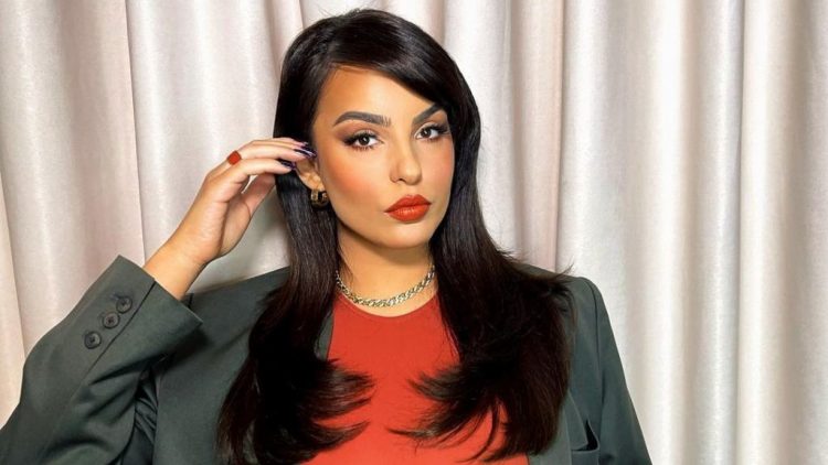 Nuse e denjë! Armina Mevlani e “djeg” me këngët tropojane