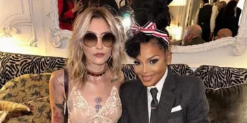 Ripërsëritet skena e 2018-ës/ Një person futet në banesën e Paris Jackson