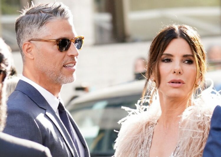 Sa e trishtë! Përse ndërroi jetë partneri i Sandra Bullock?