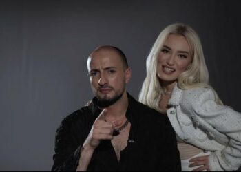 Mes zërave për një romancë me Dean, Kristi konfirmon lidhjen e re