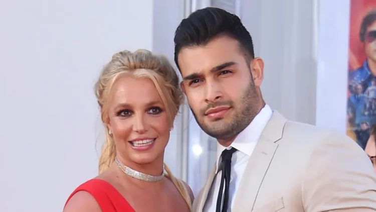 E dëshpëruar! Britney fotografohet për herë të parë pas ndarjes nga Sam