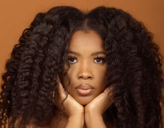 Ju bien flokët? Disa këshilla si mund të riktheni shëndetin e tyre