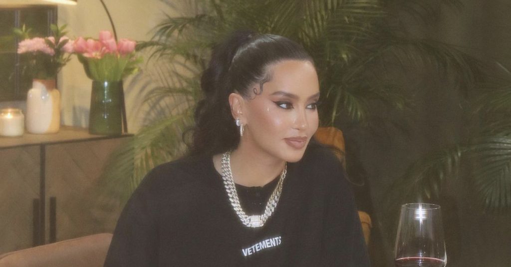 Dafina Zeqiri anulon koncertin në Pejë, shkak bëhet shëndeti