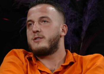 Khë khëm! Mozzik nuk është single prej 11 muajsh