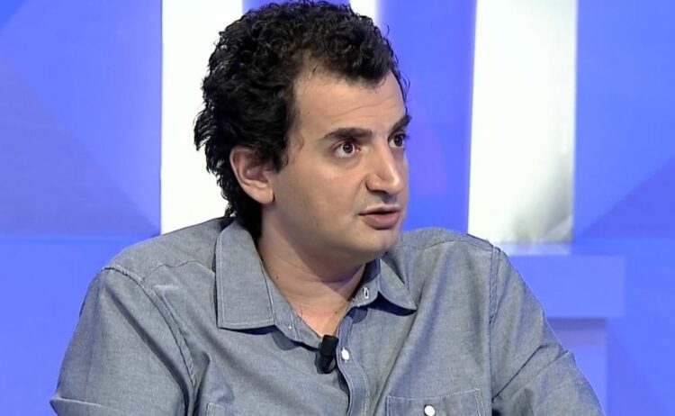 Aspak e këndshme/ Albano tregon si u “përzunë” me mbylljen e Klanifornia-s