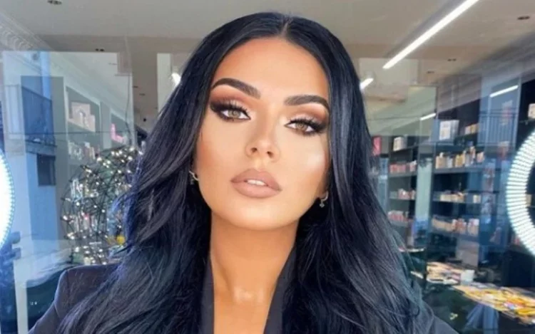 Dita e ndryshimeve! Pas Kidës, edhe Fifi vjen me ‘look’ të ri