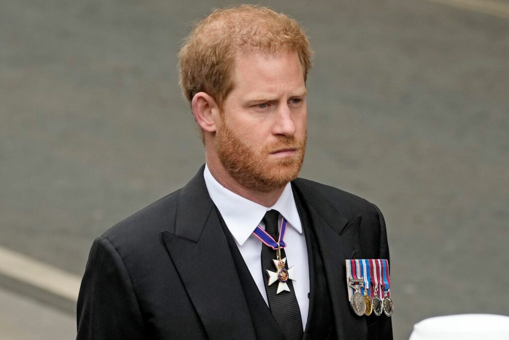 Mbreti Charles vendos kushte për kthimin e Harry-t në familjen mbretërore?