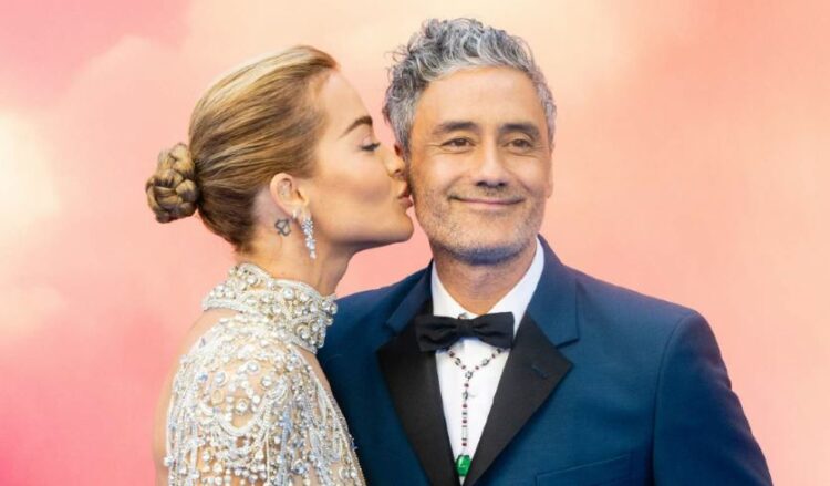 Sytë zemra nga urimi i Rita Orës për ditëlindjen e partnerit!