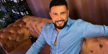 Një yll! Kjo është e dashura e re e Robert Berishës (FOTO)