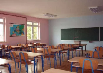 Datat e reja për regjistrimet në klasat e para dhe të dhjeta