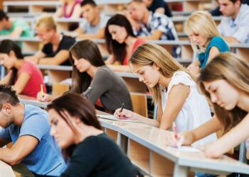 Të hënën nis testimi i maturantëve për kuotat e Mjekësisë/ Ç’duhet të dini