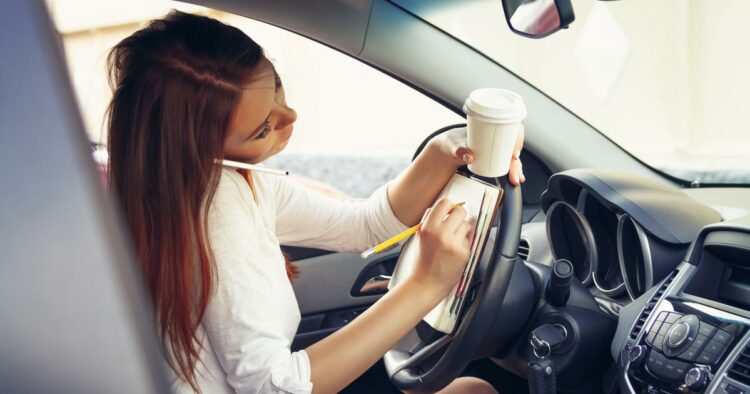 Mjaft thatë “Jam shumë i zënë”…