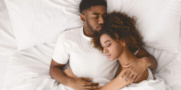 Si e rregullojnë hormonet e trurit jetën tonë seksuale?