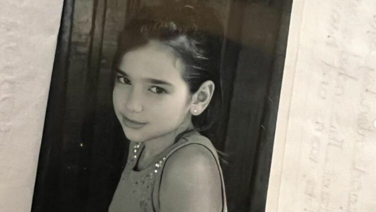 Dua Lipa sapo hapi arkivat e kujtimeve kur ishte vetëm 11 vjeç! (Foto)