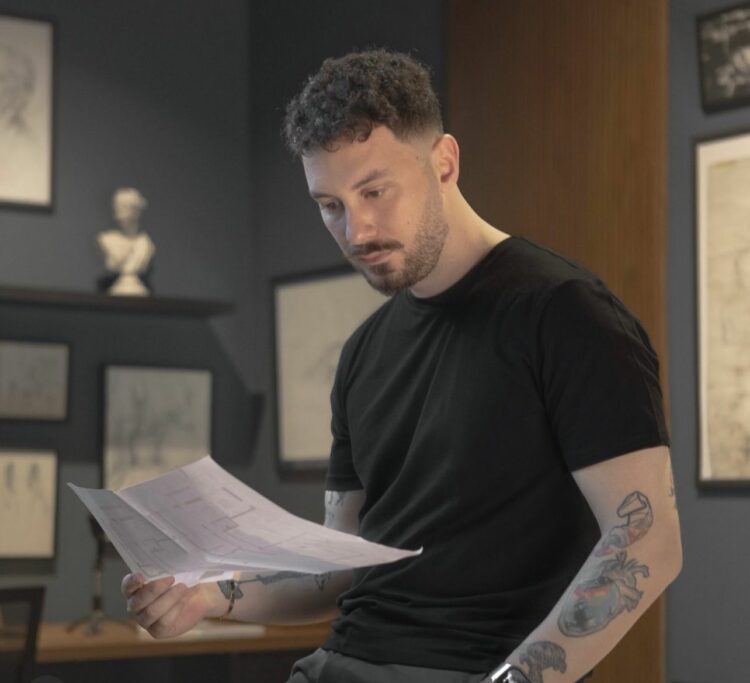 ‘5 herë jo’/ Donaldi zbulon emrin e këngëtarit që do të marrë pjesë në film